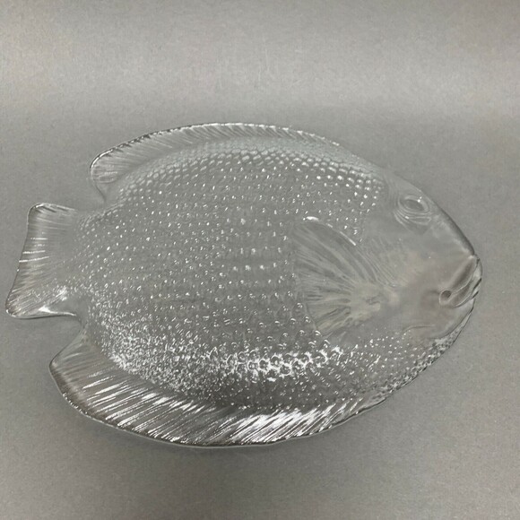 Arcoroc France Fish Clear Textured Glass Plate 10 3/4" - Picture 3 of 4